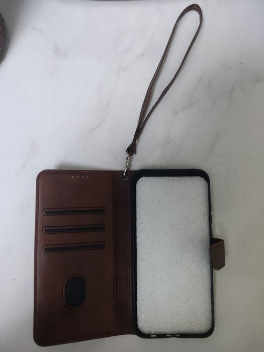 Продам чехол на Redmi 9a