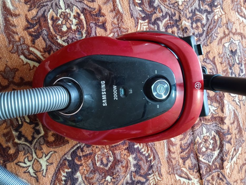 Продается Пылесос Самсунг