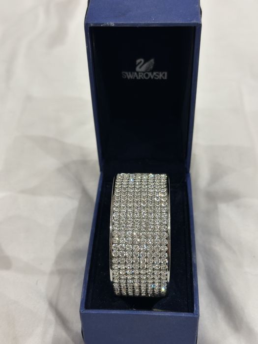 Гривна Сваровски