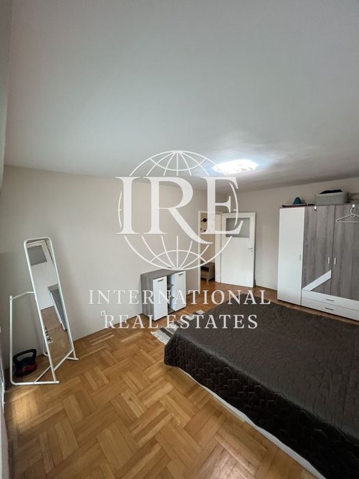 Продава се Четиристаен апартамент в Варна, Младост 1 - 80 кв.м за 1141 €/кв.м - Снимка #5