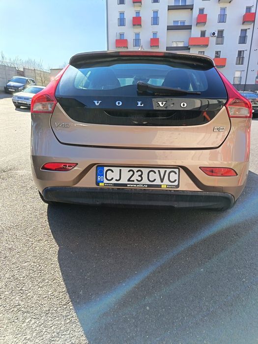 VOLVO V40 2013 — imagine 6