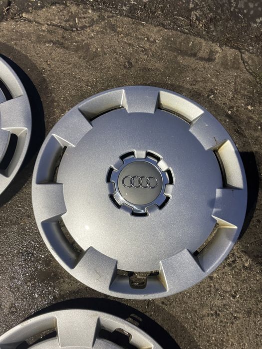 Оригинални тасове AUDI 16 цола