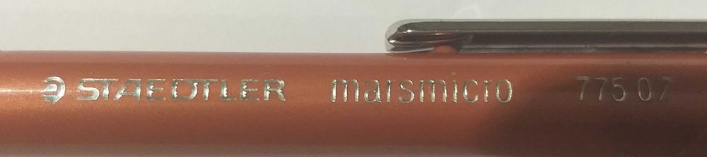 Creion mecanic mină 0.7