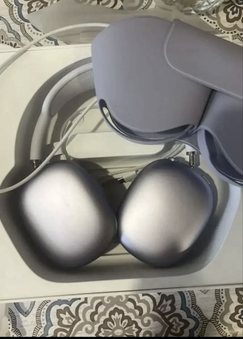 Наушники Apple AirPods Max