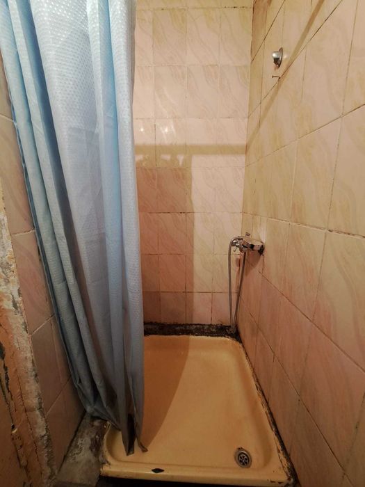 Продам комнату в общежитии ул. Серикбаева.