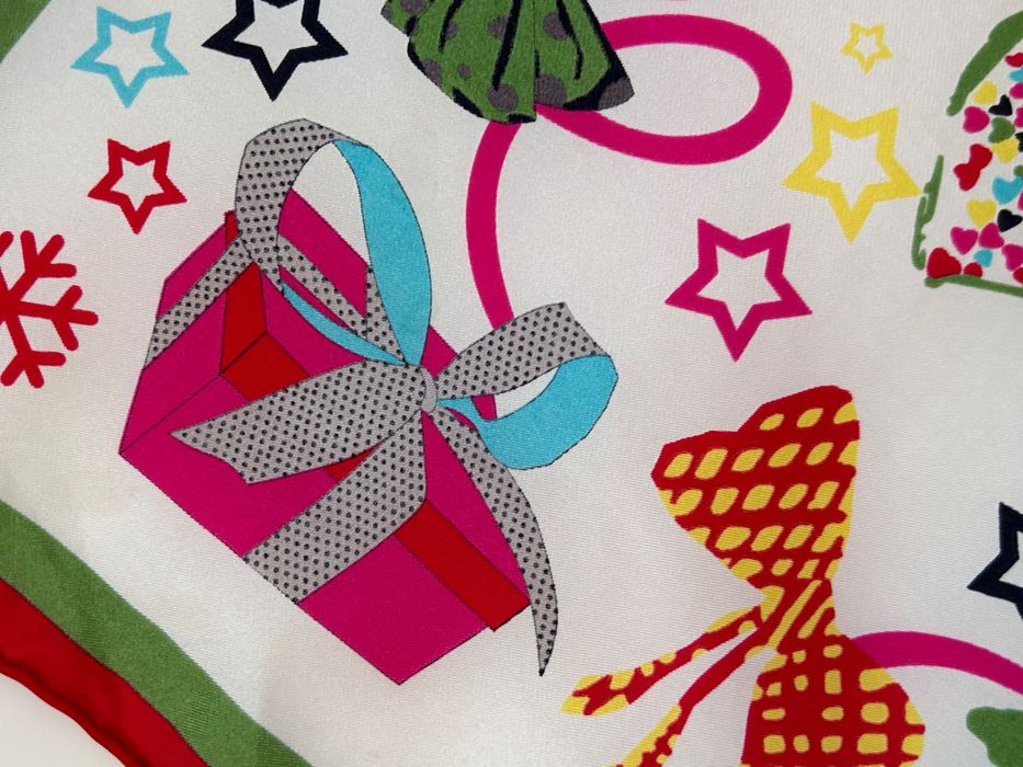 Codello silky scarf копринен цветен шал