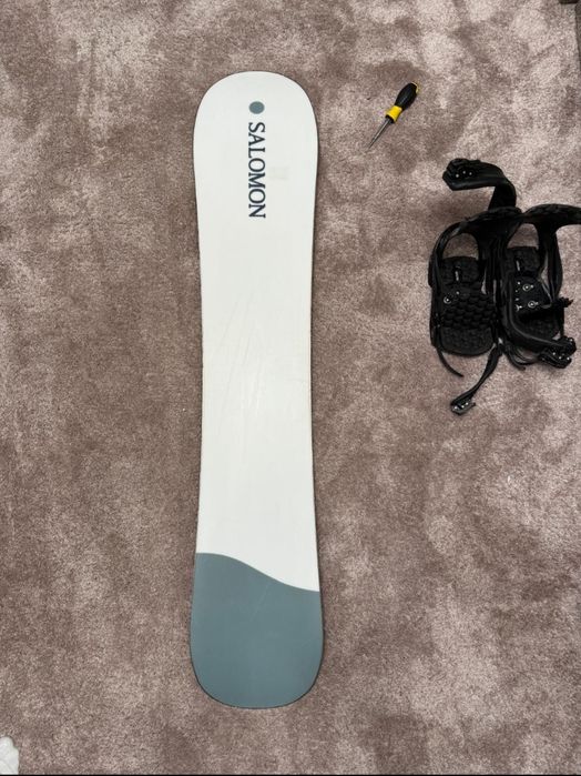 Placa snowboard Salomon cu legaturi