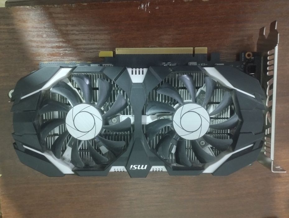 Видеокарту бу продам