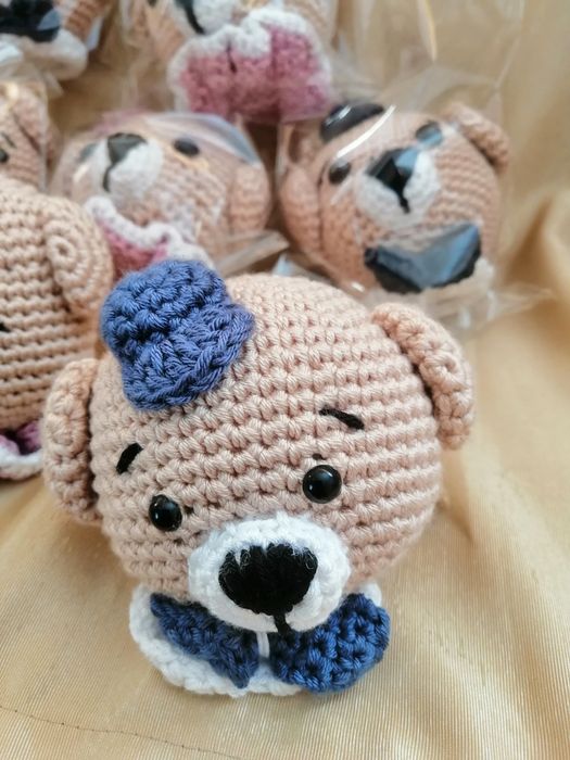 Emoticoane, jucării croșetate,