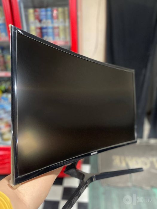 Samsung manitor sotiladi 27 razmer 60HZ
