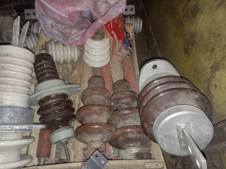 Наконечники,Изоляторы  ПС ,проходные изоляторы