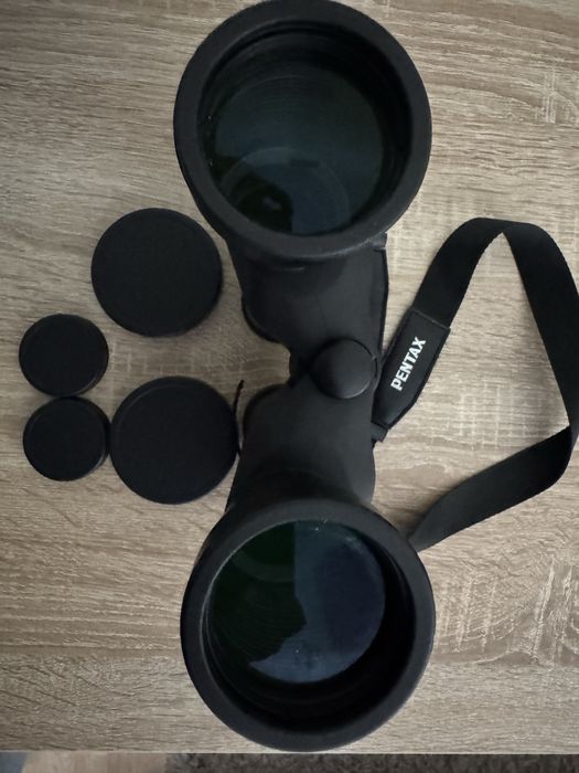Binoclu Pentax 10x50