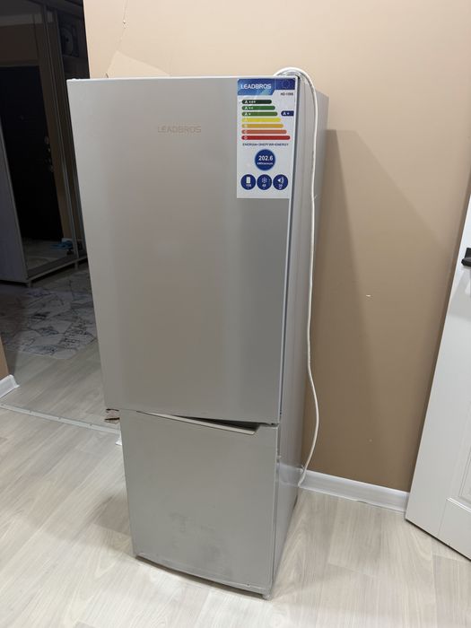 Продам холодильник Leadbros HD-159S
