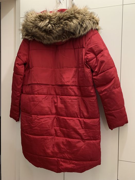 Дамско зимно яке RESERVED