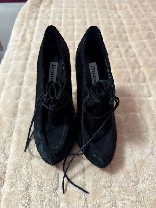Елегантни дамски обувки DUNE