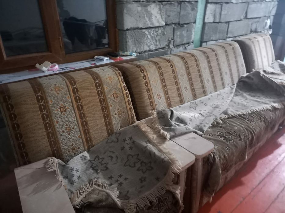 Диван, в хорошем состояний.