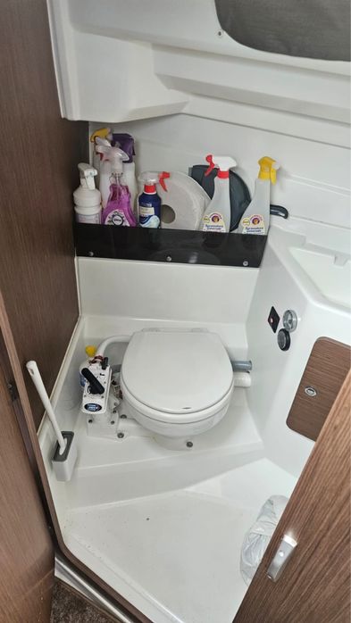 Beneteau antares 8 Fishing