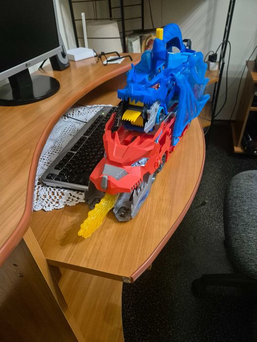 Писта hot wheels