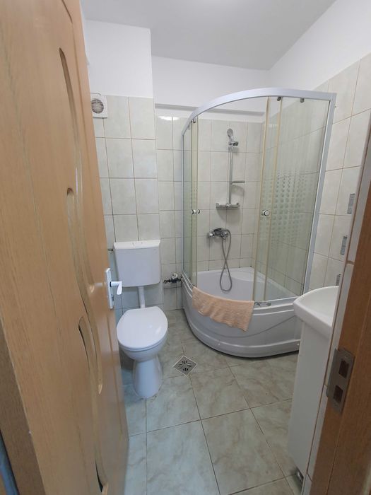 garsoniera de inchiriat