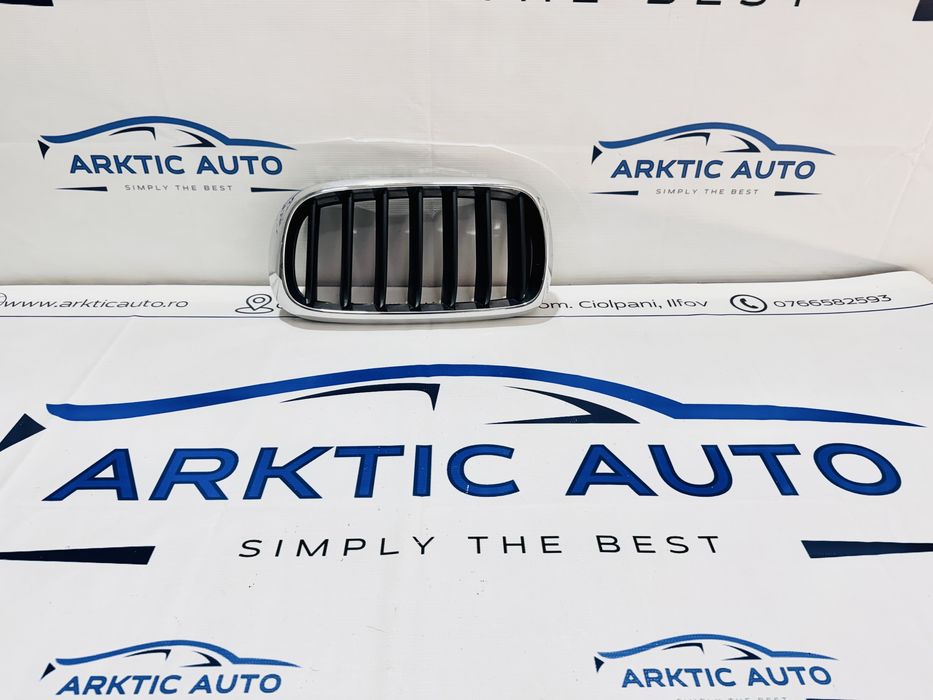 Grila radiator stanga BMW X5 F15 cod 7316075