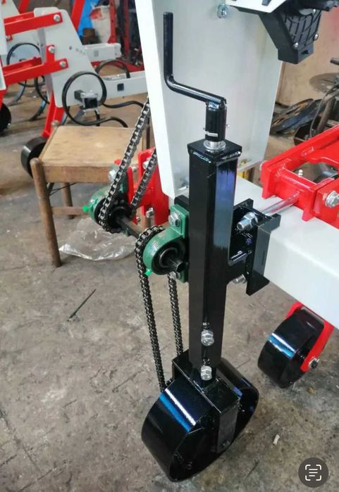 Опорни колела за селскостопанска техника.