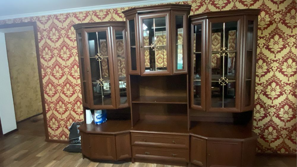 Стенка в гостиную