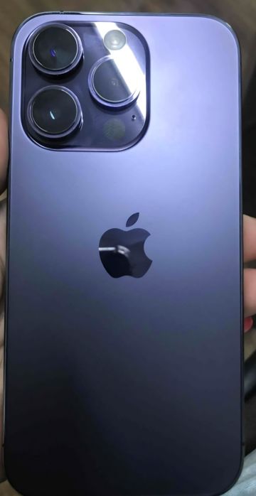 Продам IPhone 14 Pro