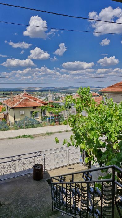 Продава се Къща в София, Младост 4 - 180 кв.м за 984 €/кв.м - Снимка #16