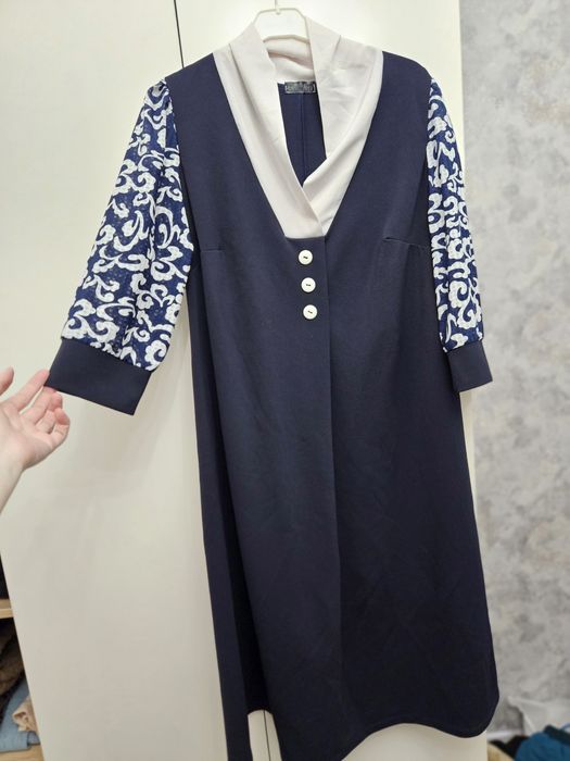 Платье женское..