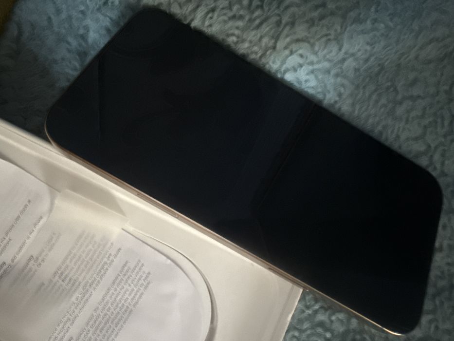 Iphone16pro Max Gold karobka dakument bor
