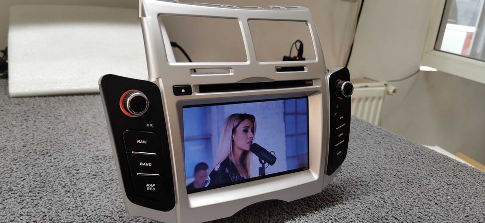 Navigatie Toyota Yaris ANDROID OCTACORE ANDROID 10,0 64/4GB ram