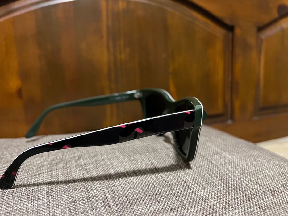 Дамски слънчеви очила - оригинално Valentino