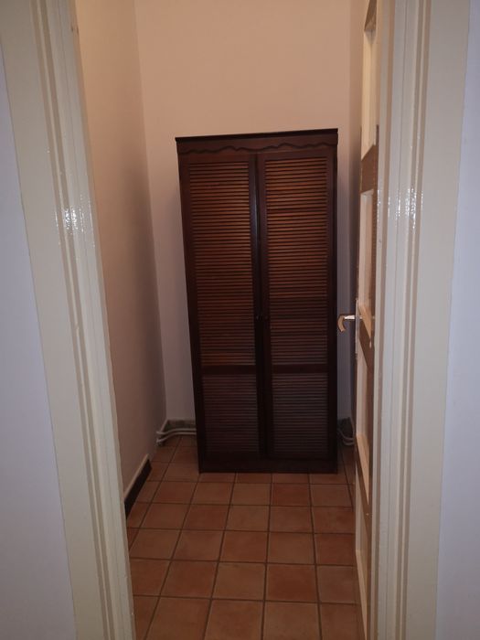 Închiriez apartament
