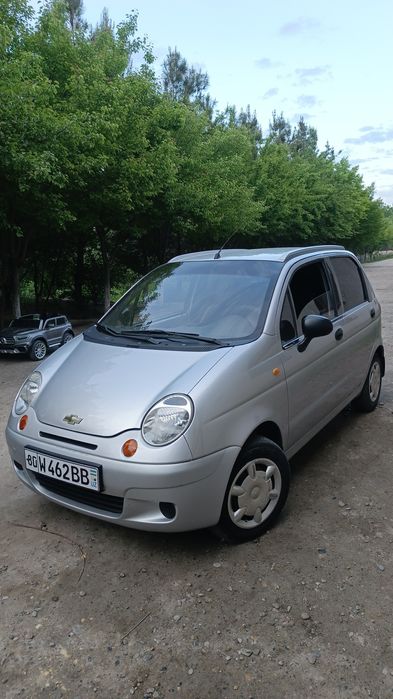 Matiz avtomashinasi sotiladi