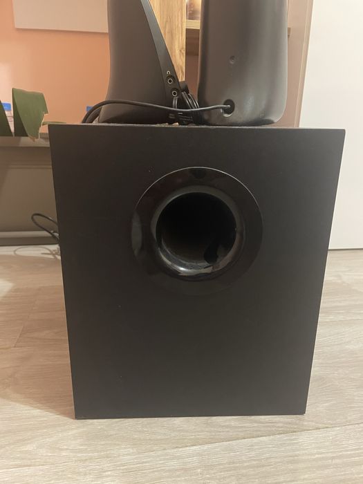 Продава се аудио система Logitech