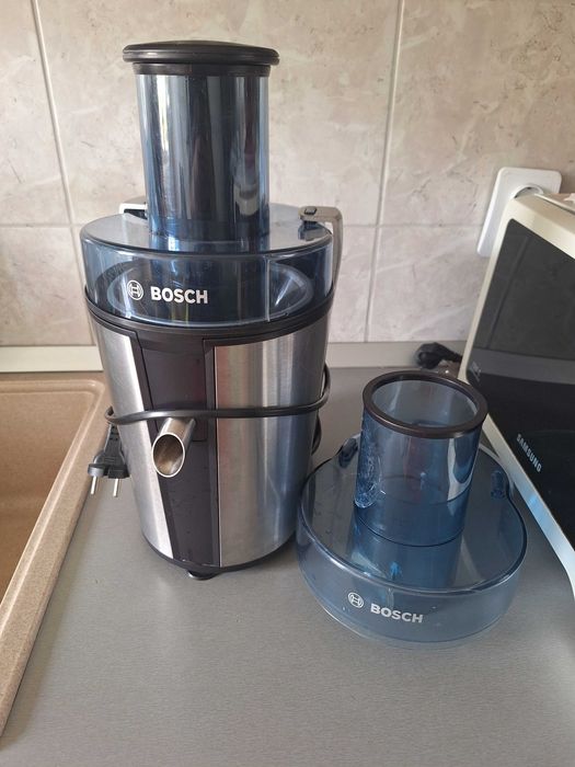 Storcator de fructe și legume.