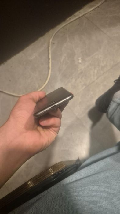 Телефн айфон 8  в идеал