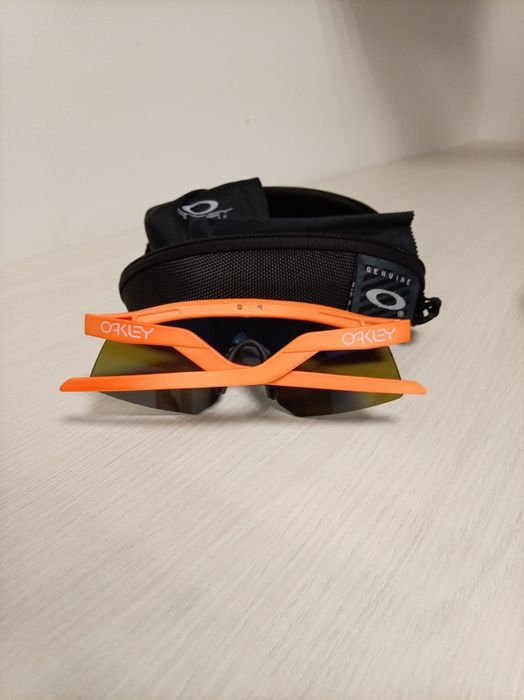 Продам очки oakley