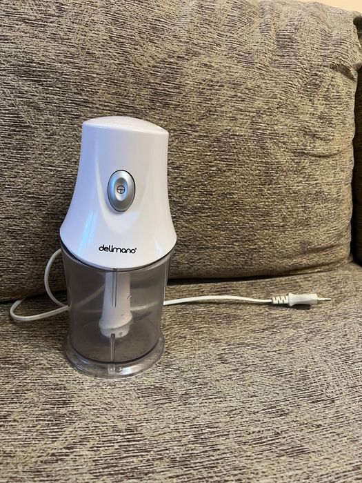 Продавам блендър