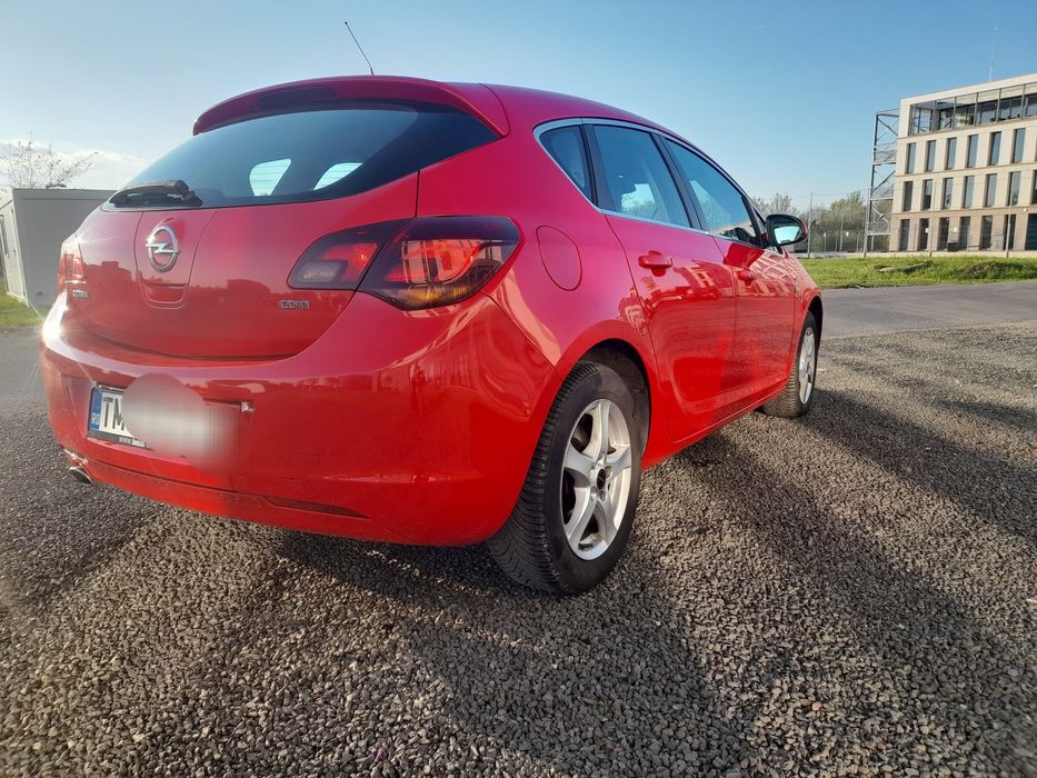 Opel Astra J Cutie automată