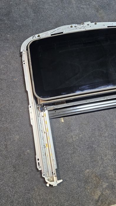 Trapa Mercedes-Benz ML W164 2005-2011