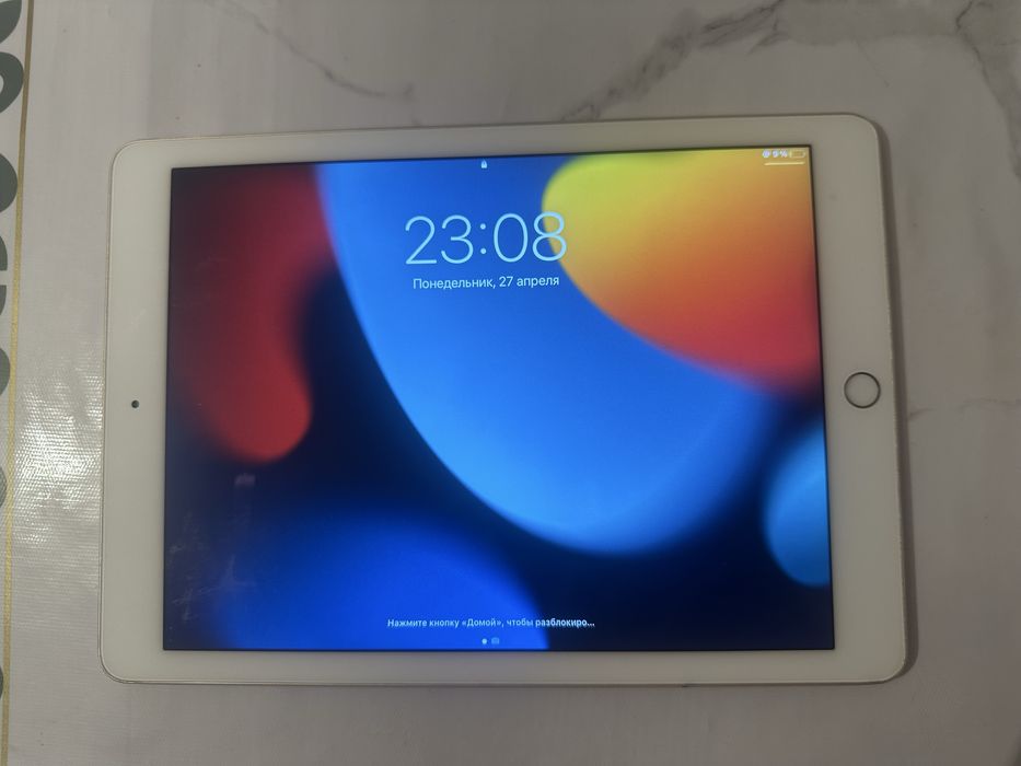 Прадаю ipad air 2
