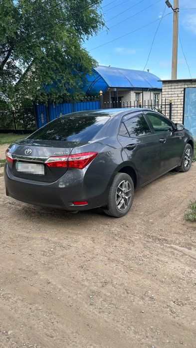 Продам Тойота Короллу