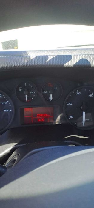 Autoutilitara Iveco Daily 35C16