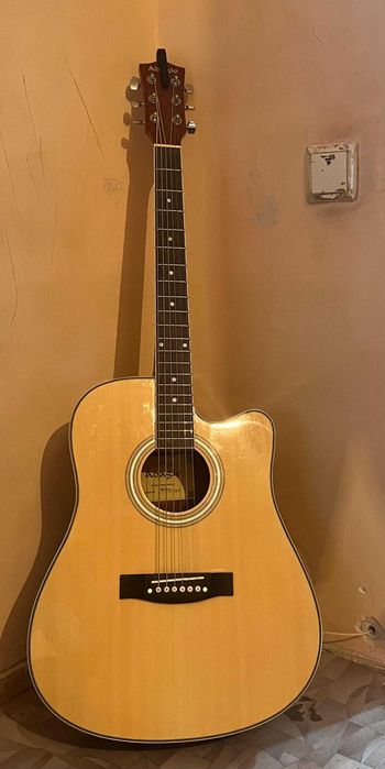 Продается Гитара