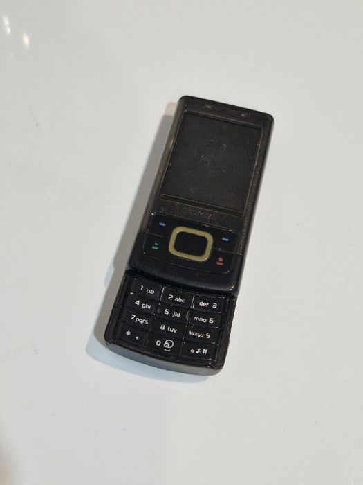 Telefon Nokia Slide