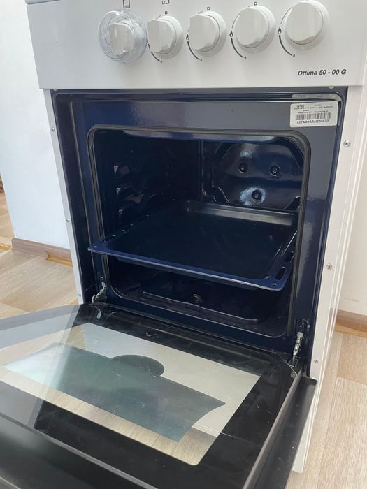 Продам газовую плиту