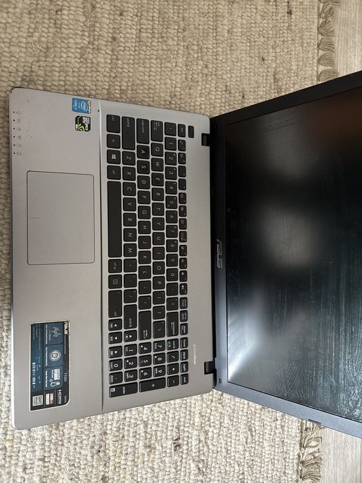Laptop ASUS F550J / X550 – Intel Core i7 + GTX – Pentru Piese