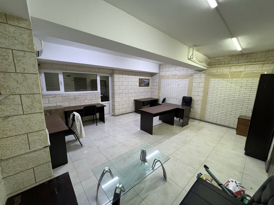 Аренда под офис 2 минут от метро Новза С мебелью! 35м2 Подволь!