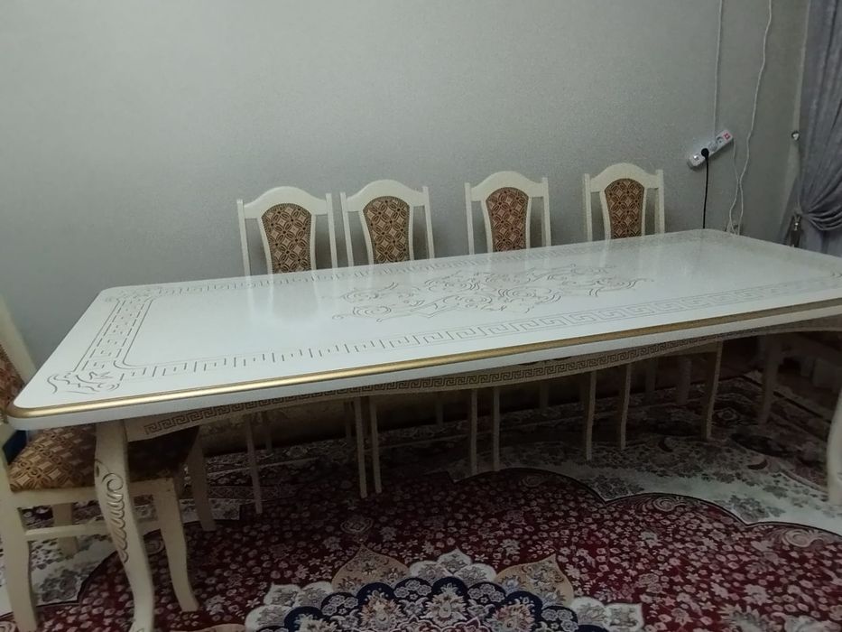 Стол гостиный длина 2.40м